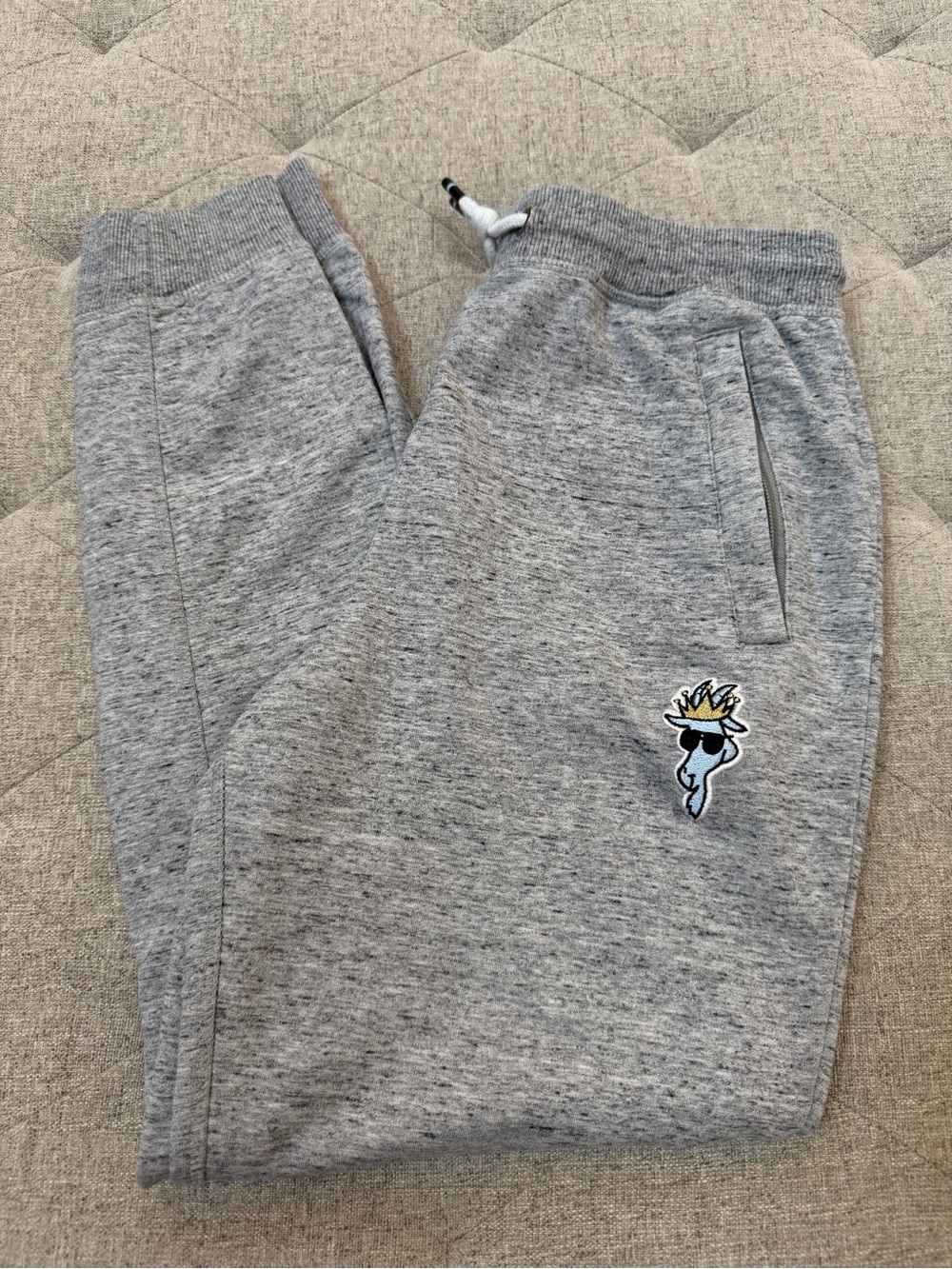 EUC GOAT GREY JOGGERS SWEATPANTS BOYS XL